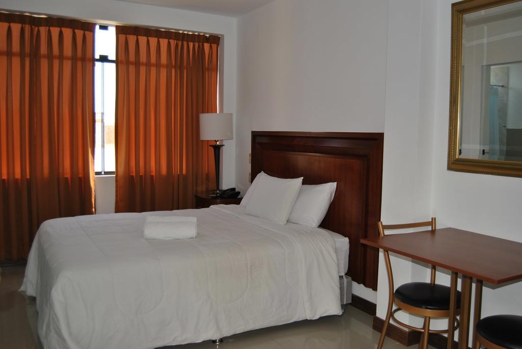 Mc Hotel Ica Luaran gambar